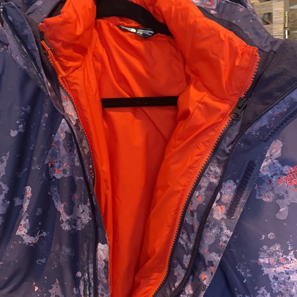 The North Face Women’s Jacket M - Picture 9 of 16